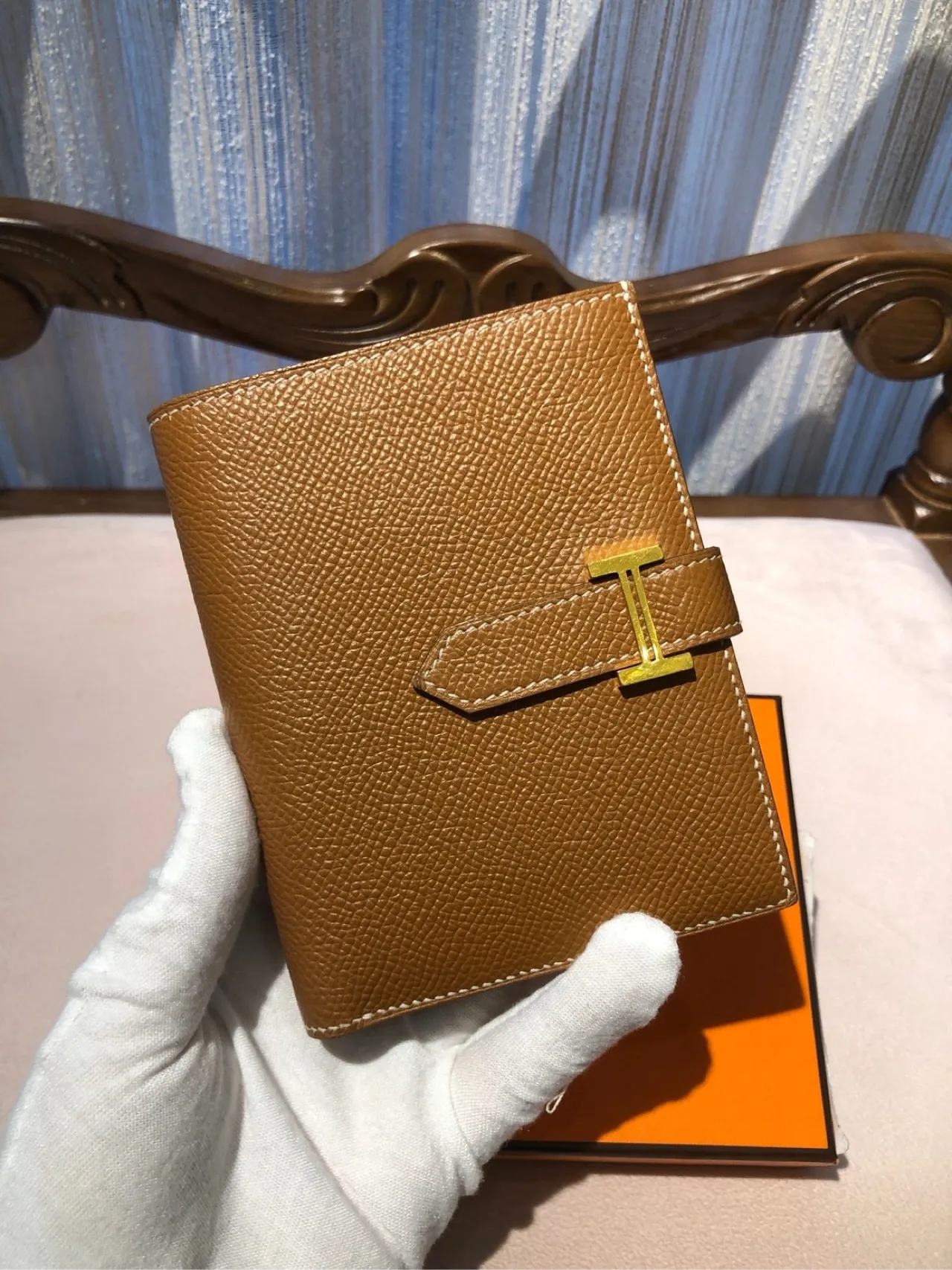 Second-hand Bearn small wallet in golden brown color