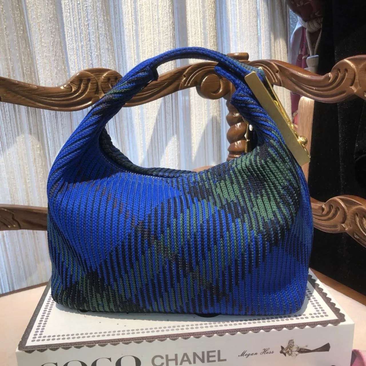 Second-hand Knight Blue checkered lunch box bag